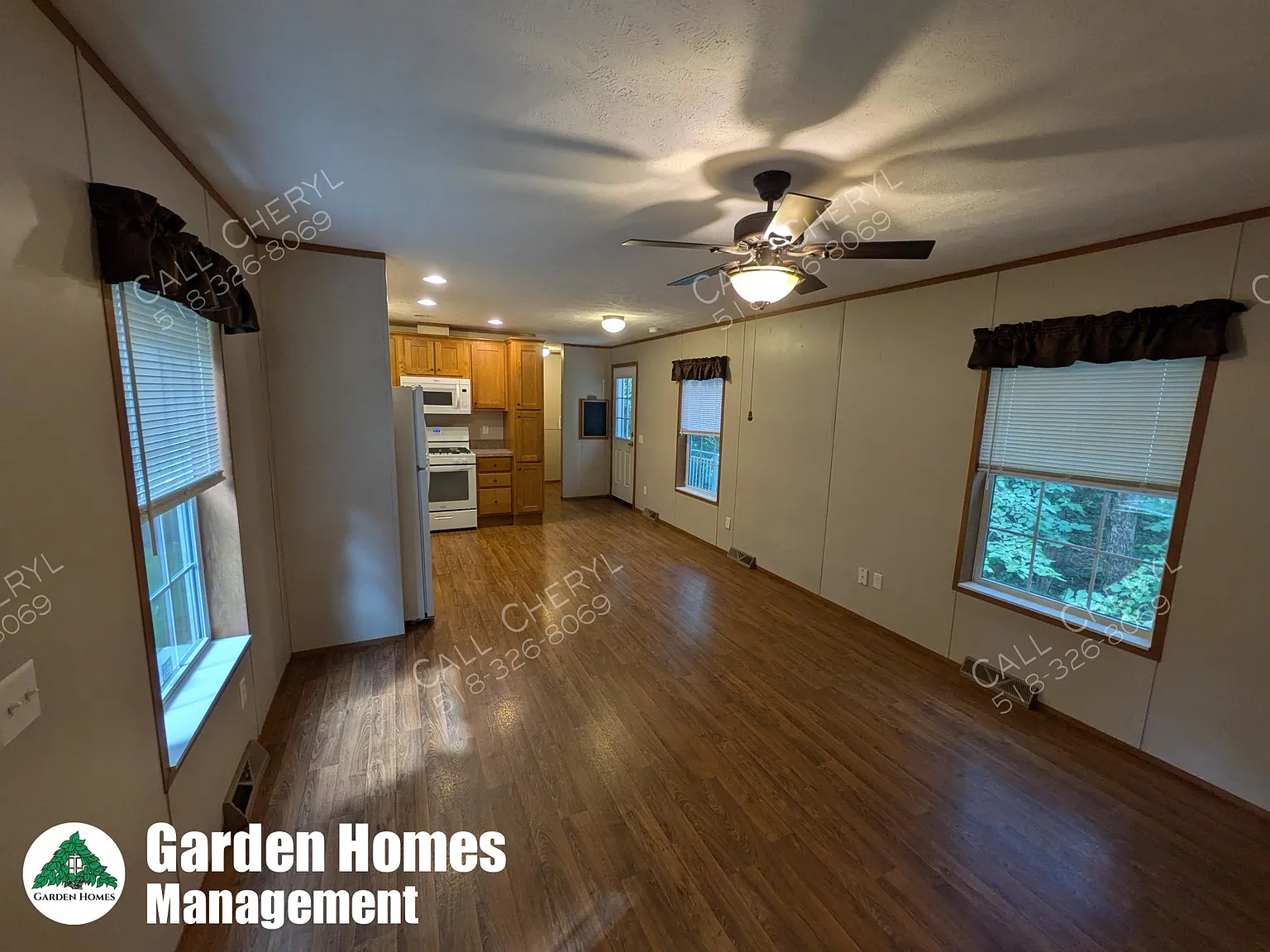 3 bed, 1.5 bath, 980 sqft, $1,650 — Photo 3