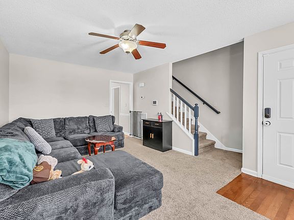 4th image of 3439 Queensbury Rd
