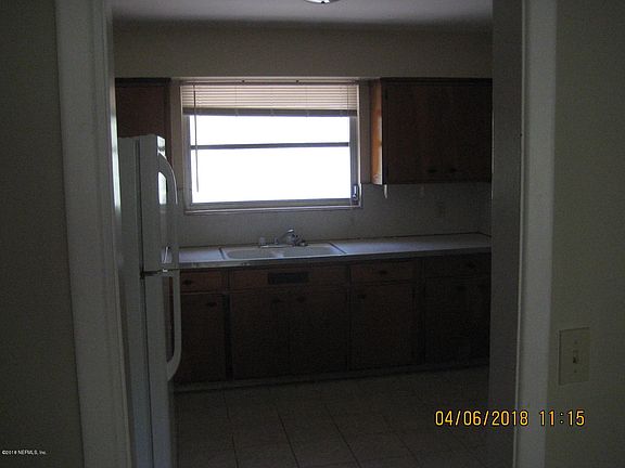 2nd image of 1114 Arco Dr APT 3