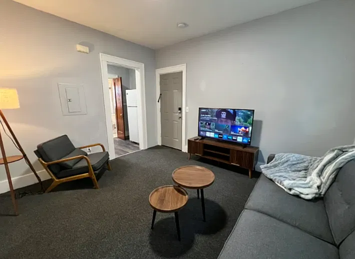 1 bed, 500 sqft, $1,425 — Photo 4