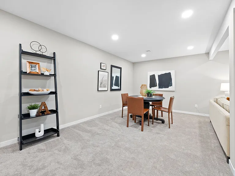1270 Lake Susan Hills Dr — Photo 15