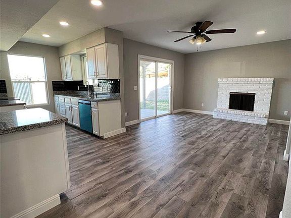 2nd image of 2536 S 18th Ave