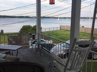 25 Arnold Ave, Providence, RI 02905