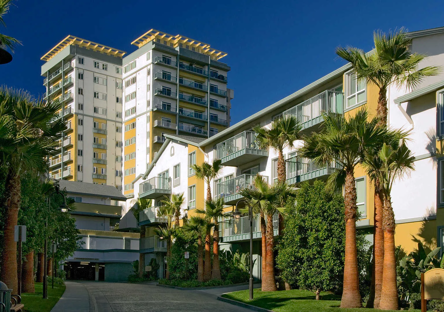 Marina 41 — Photo 2