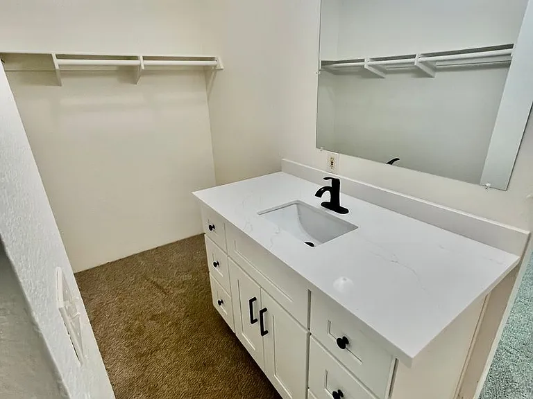 1505 Alvarado St — Photo 10