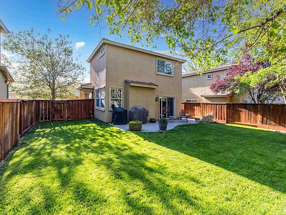 3rd image of 2463 Napoli Dr