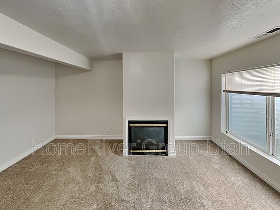 4th image of 912 Glen Eagles Dr