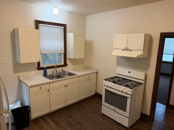 742 Lorenz Ave Floor 2, Pittsburgh, PA 15220