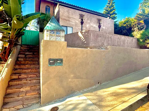 5766 Riley St #5766, San Diego, CA 92110
