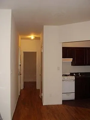 Rented by Rent Manhattan | media 8