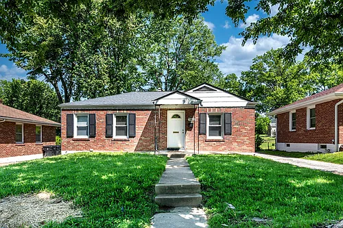7865 Wayne Ave Photo 1