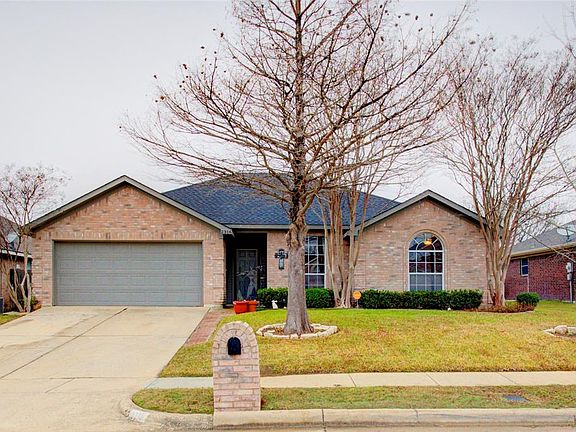 2nd image of 2316 Charleston Dr