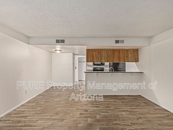 4th image of 8847 N 8th St Unit 102