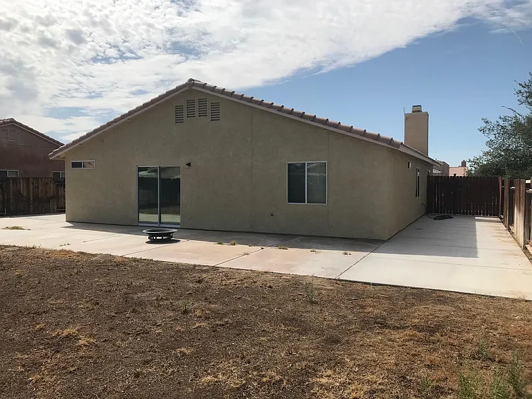 830 Aurora Way — Photo 15