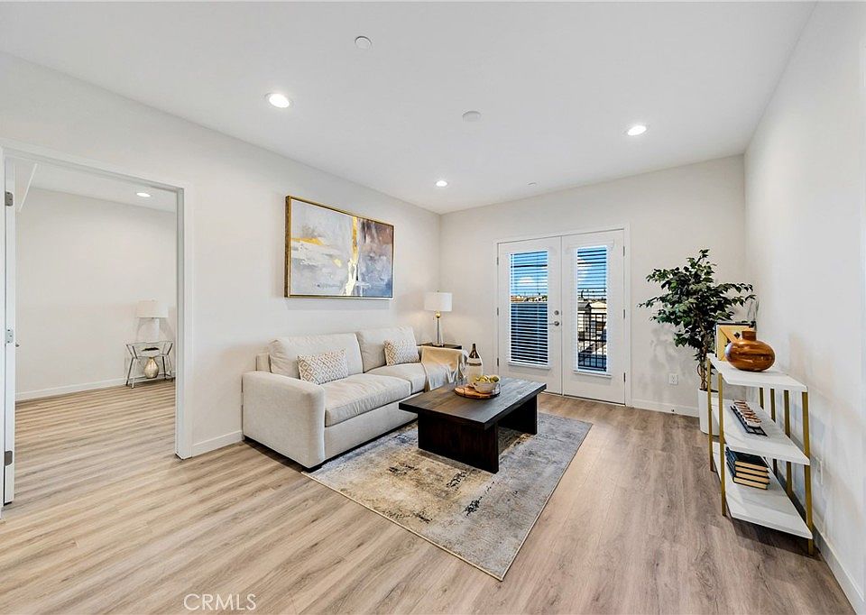 1st image of 419 N Chandler Ave Unit 311