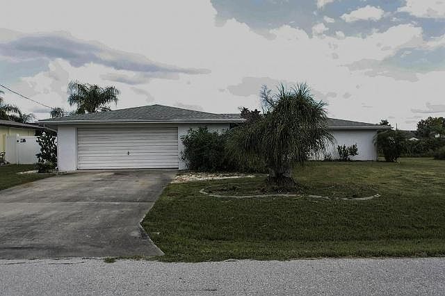 1st image of 4122 Yucatan Cir