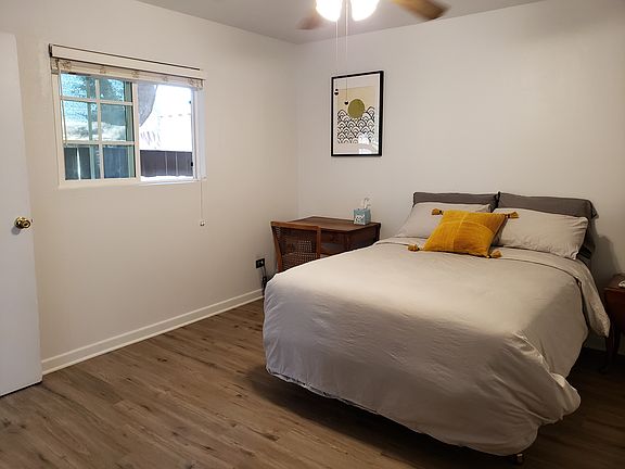 4th image of 719 Lenrey Ave Unit B
