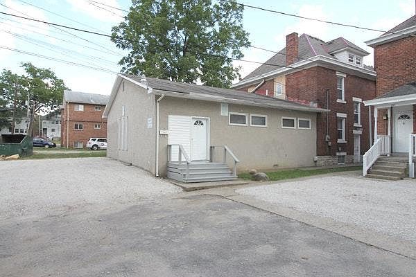 1st image of 288 E 15th Ave