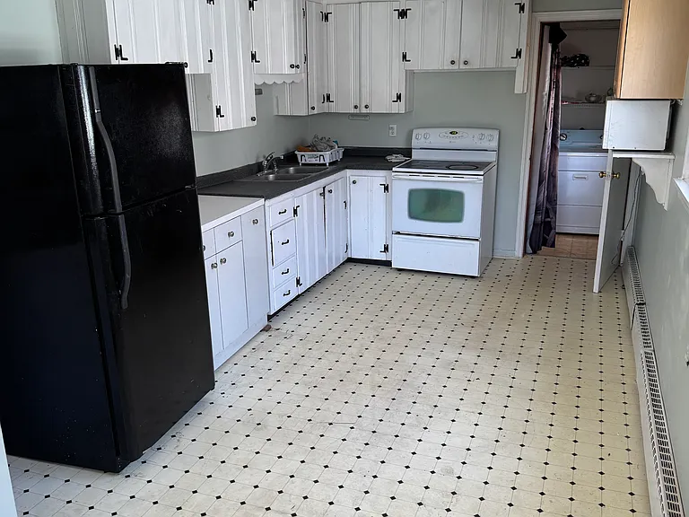 17 Shore Dr — Photo 3