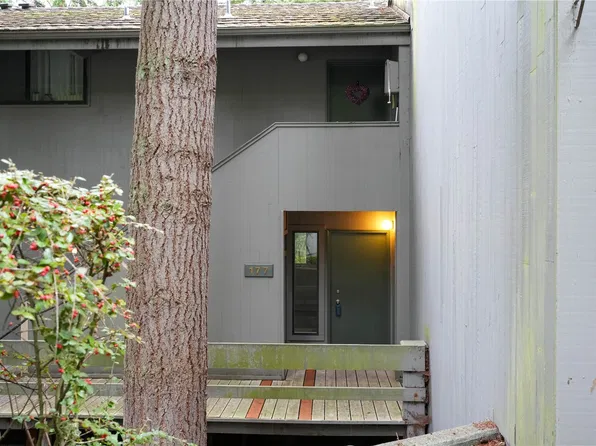 13838 NE 60th Street #177, Redmond, WA 98052