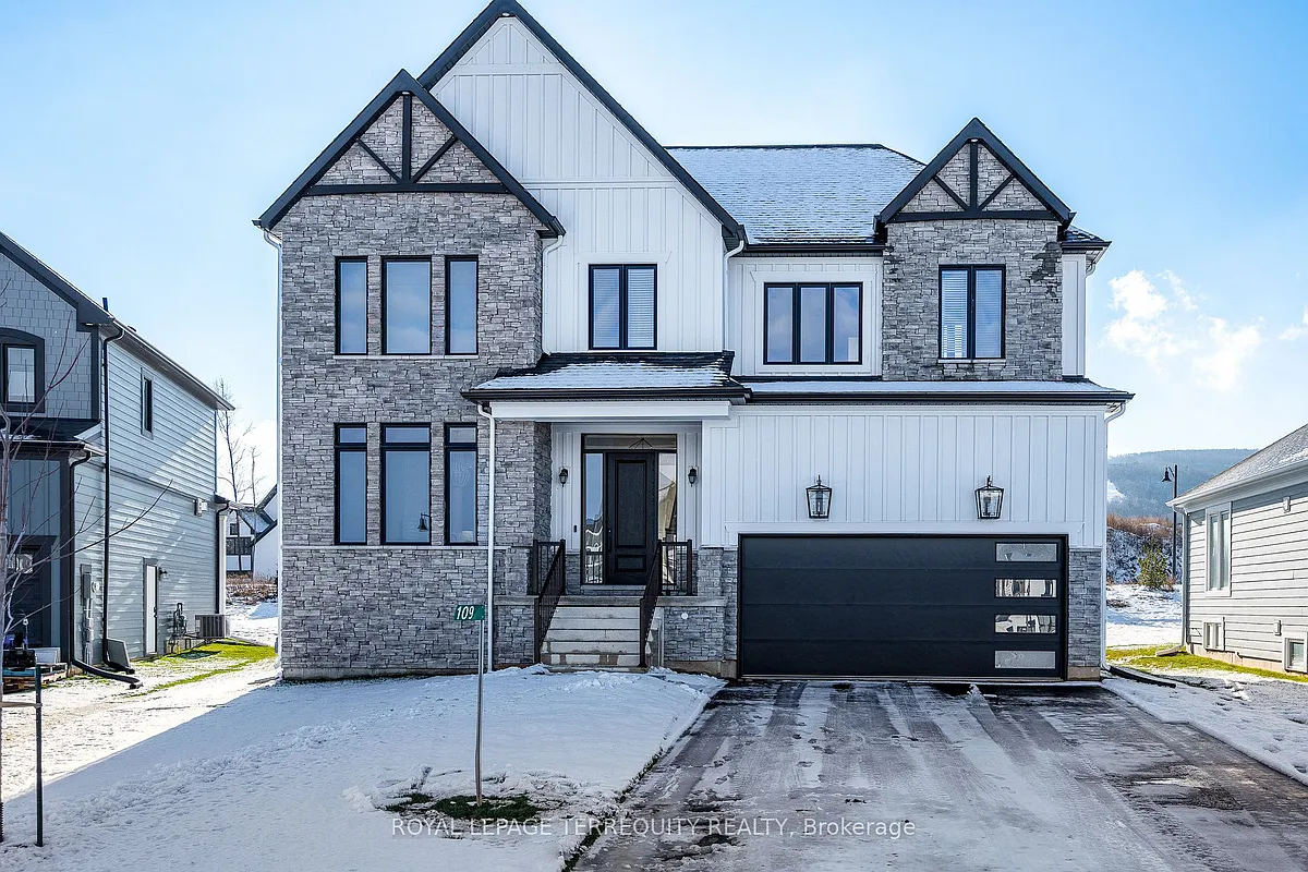 Building Photo - 109 Stillwater Cres #L/T