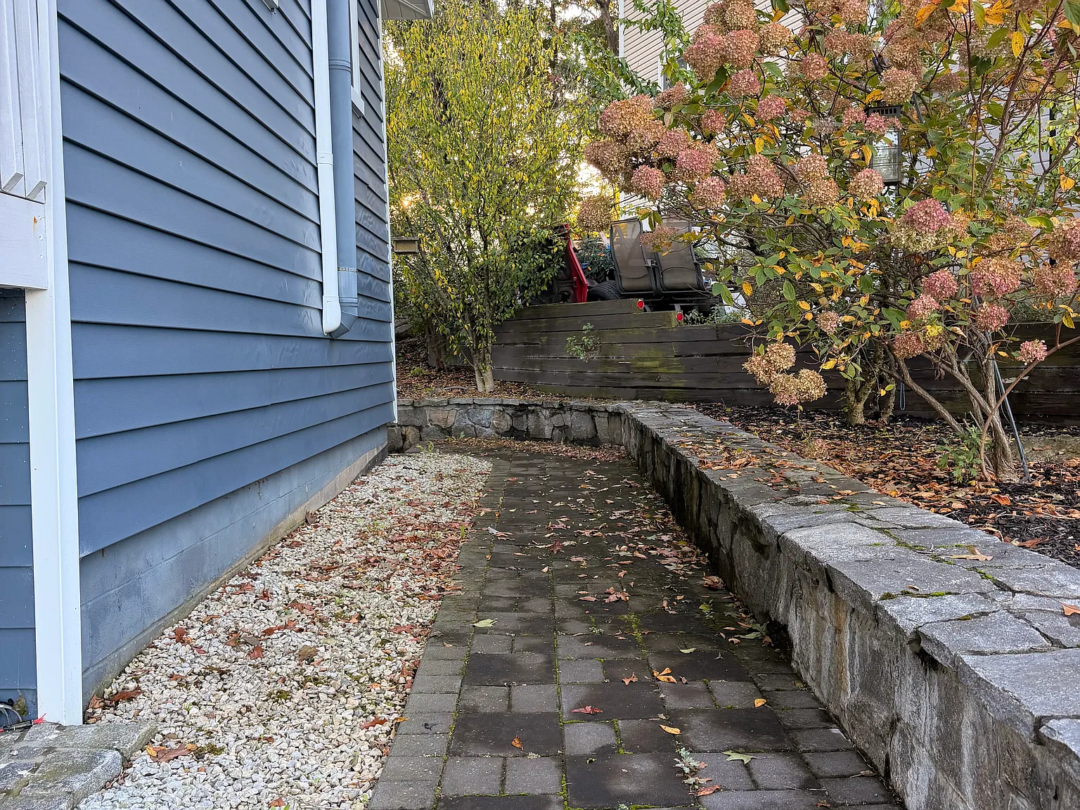 3 bed, 1600 sqft, $3,650 — Photo 3