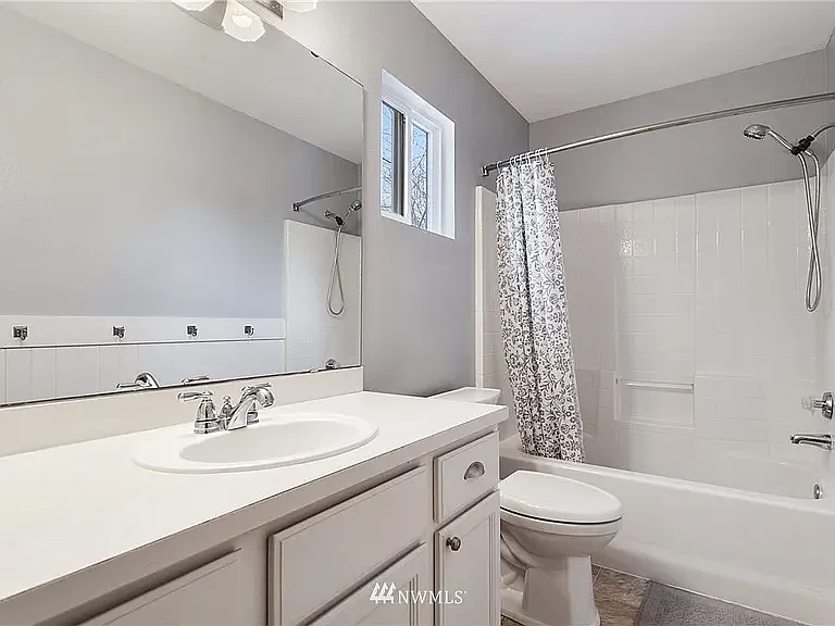 7118 Autumn Ave SE — Photo 18