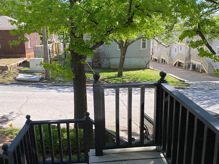 759 W 13th St #7 — Photo 23