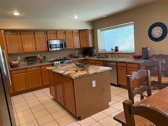 3rd image of 9489 S Shafer Dr