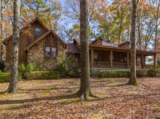 130 Cooper Dr, Bruce, MS 38915