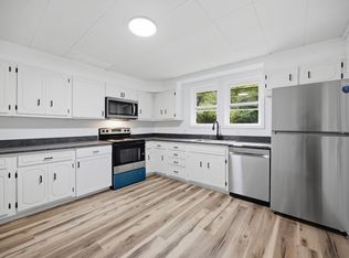 19 Berry Hl, Morgantown, WV 26501