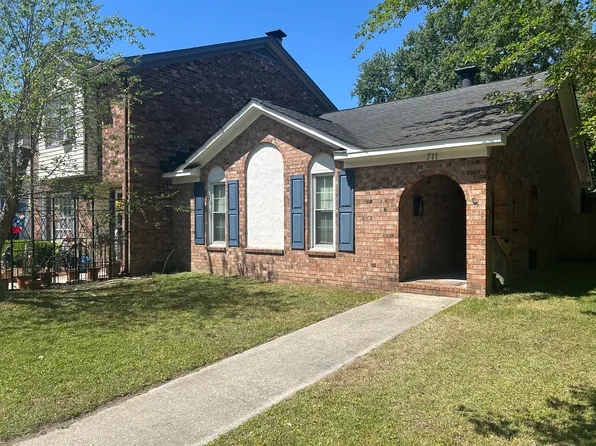 711 Williamson Dr, Mount Pleasant, SC 29464
