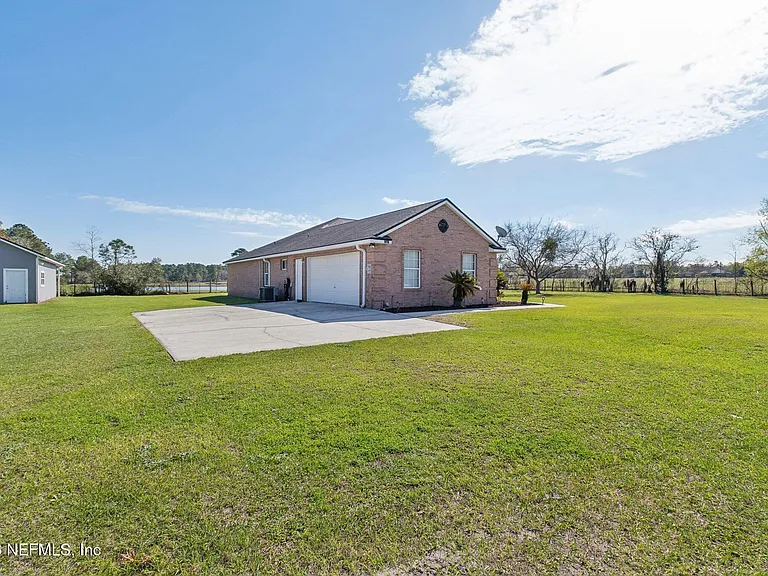 2683 Henley Rd — Photo 30