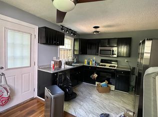 9-11 Westfield St, Manchester, CT 06042