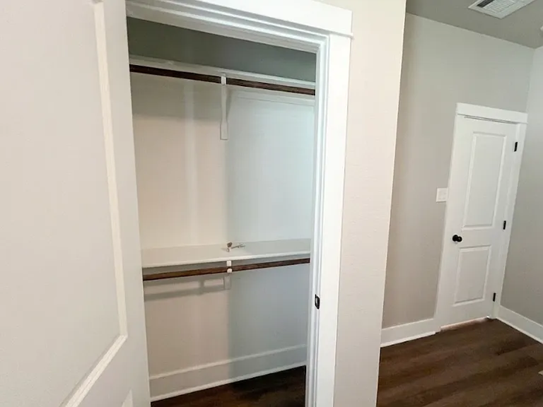 2053 Stillwell St — Photo 23