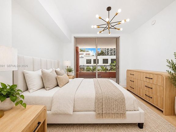 3rd image of 90 NE 32nd #411