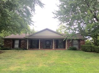 42 Carlotia Ave, Jeffersonville, IN 47130