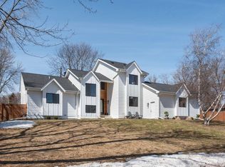 110 King Creek Rd, Golden Valley, MN 55416