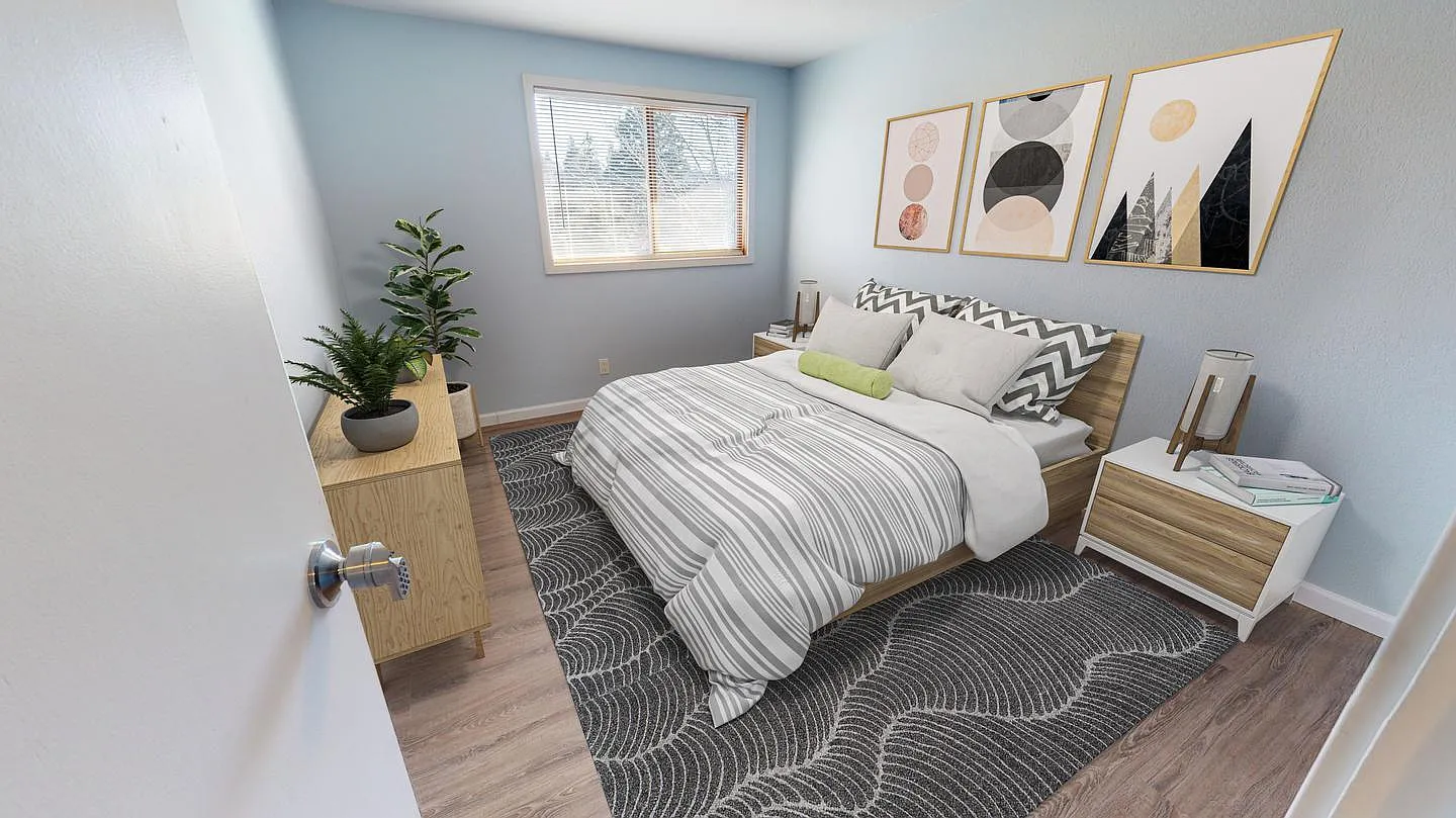 Private Bedroom in Contemporary West Seattle Home with Large Deck — Photo 4