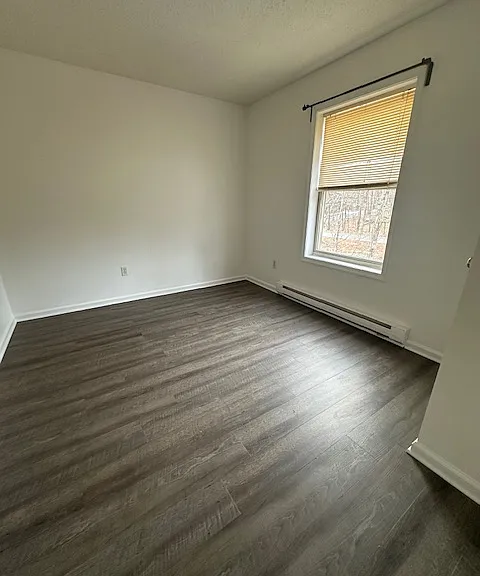 144 Lakeview Dr — Photo 11
