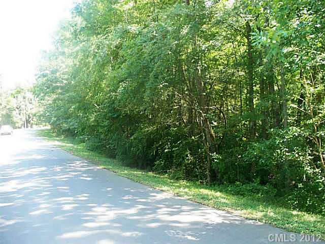 1st image of 736 Breezewood Dr