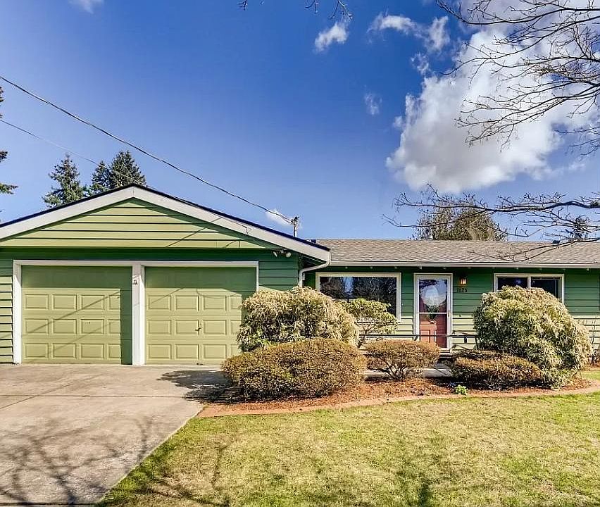 1st image of 1626 168th Ave NE