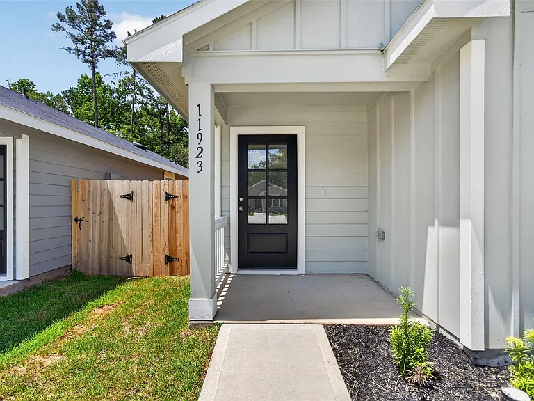 11923 Detar Ct — Photo 4