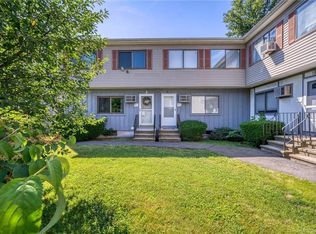 124 Lantern Park Dr UNIT 1, Naugatuck, CT 06770