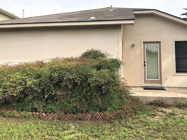 15530 Sarahs Creek Dr — Photo 16