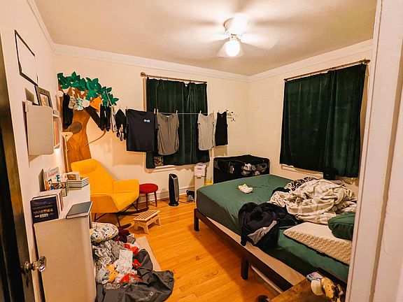 5th image of 7200 N Greenview Ave #2F