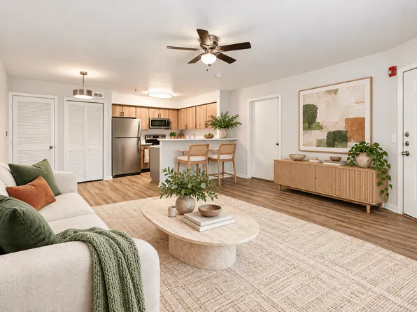 The Retreat at Spring Apartments