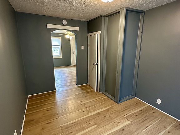 5th image of 1945 W 11th St APT 3