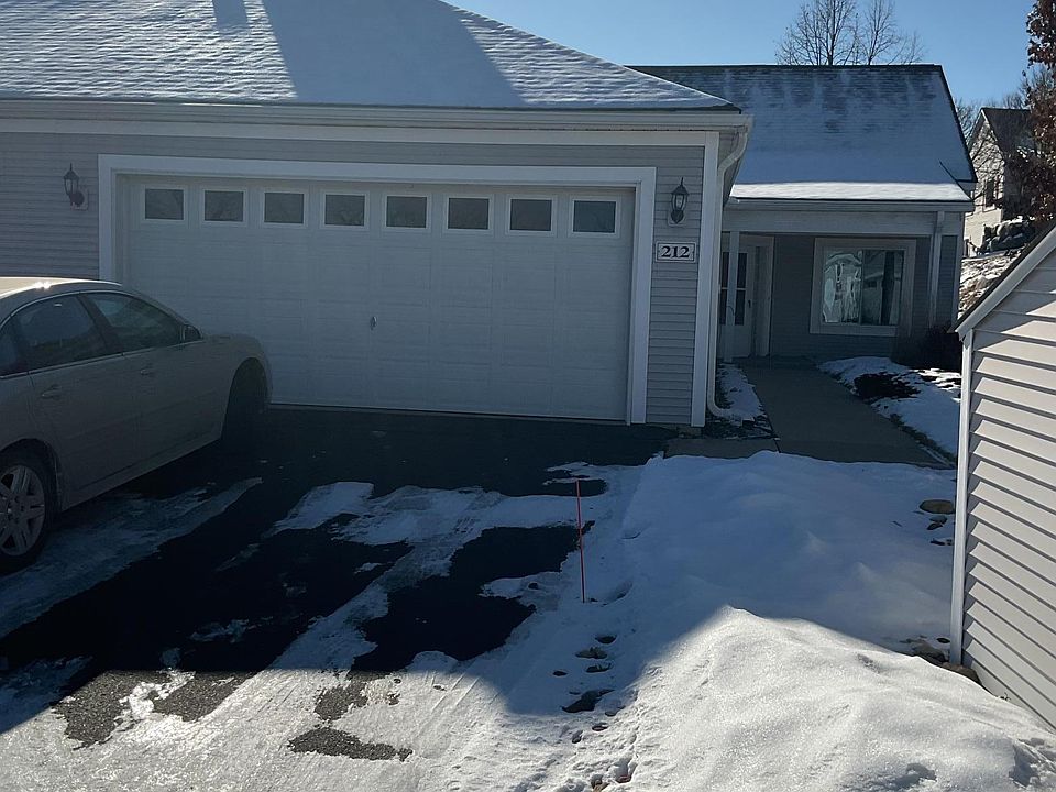 1st image of 212 Emerson Ave E
