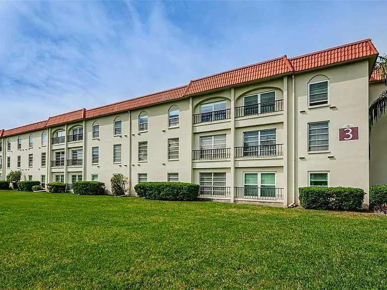 2700 Bayshore Blvd #3208 — Photo 38